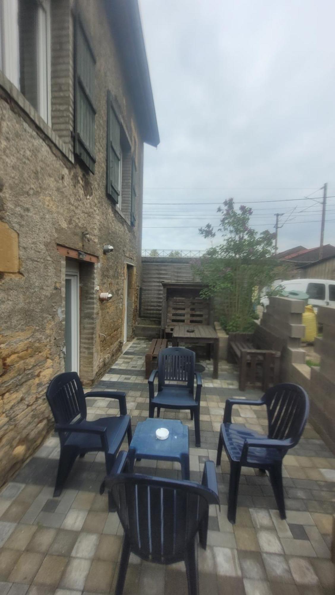 Charmant Appartement Charency-Vezin Kültér fotó